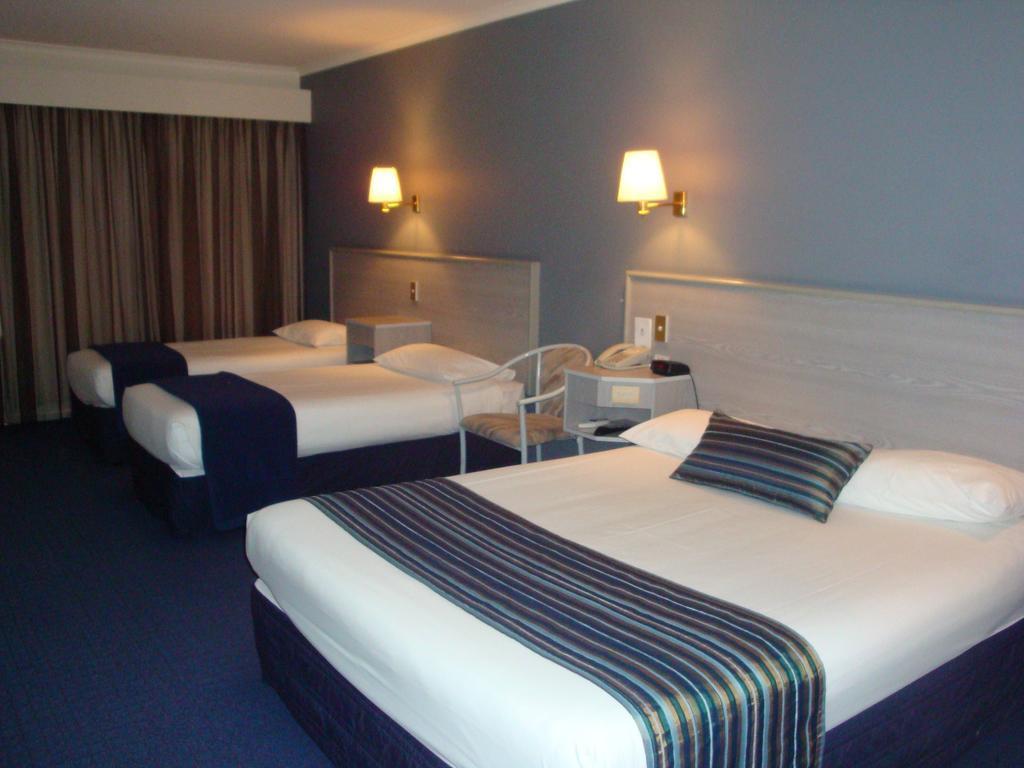 Мотель Ibis Styles Adelaide Manor Экстерьер фото